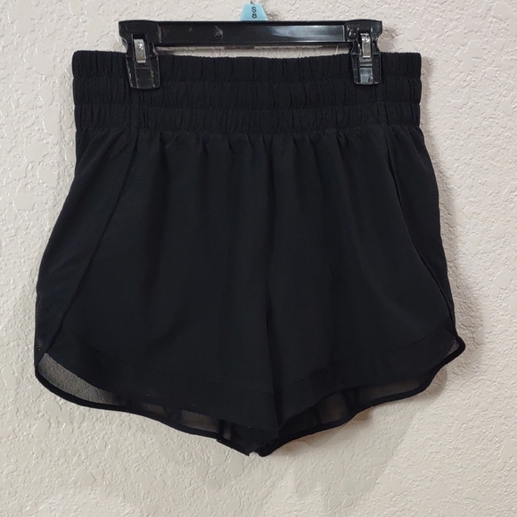 Athleta Pants - ATHLETA Women's Black Shorts